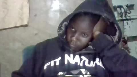 queen014 online show from November 12, 2:12 am