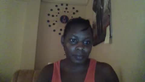 queen20256 online show from October 15, 11:54 am
