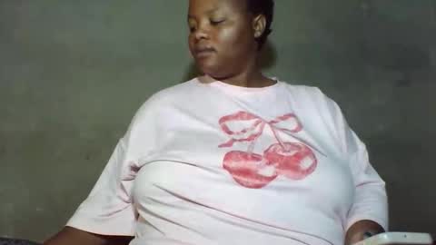 queen2302 online show from April 28, 11:37 am