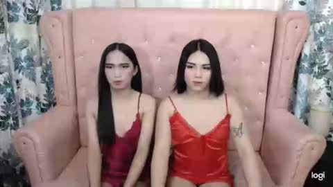 Snapshot of queen778502 chatting on March 13, 6:58 pm Queen Asian Goddess online show from March 13, 6:58 pm