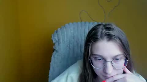 Amelie online show from February 23, 12:35 pm