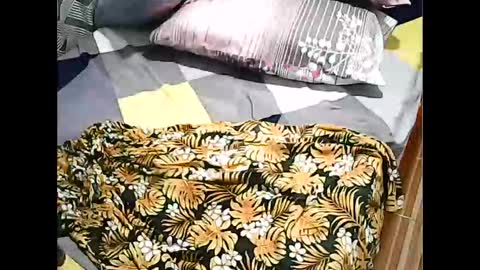 Snapshot of queen_ava05 chatting on October 21, 7:47 pm queen_ava05 online show from October 21, 7:47 pm