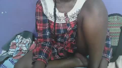 Snapshot of queen_berry1 chatting on September 19, 12:39 pm queen_berry1 online show from September 19, 12:39 pm