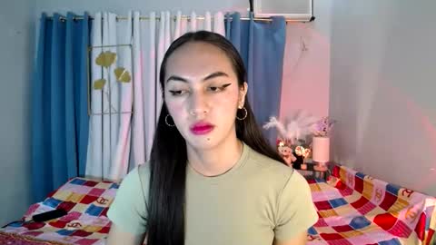 queen_danaya online show from June 6, 11:31 pm