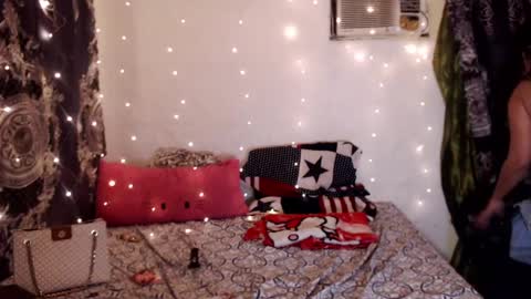 Snapshot of queen_dominatrixx chatting on March 4, 4:20 pm CASSANDRA online show from March 4, 4:20 pm