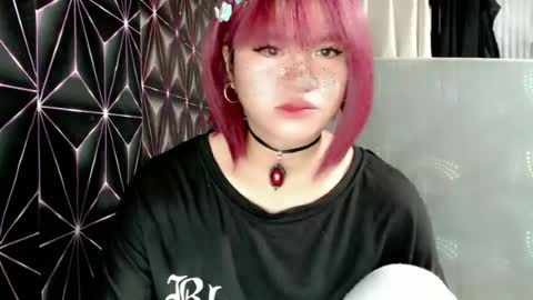 Snapshot of queen_elicktra chatting on June 15, 8:38 am JOY online show from June 15, 8:38 am