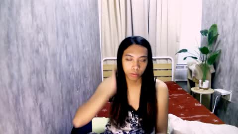 Snapshot of queen_gia chatting on April 28, 6:46 pm queen_gia online show from April 28, 6:46 pm