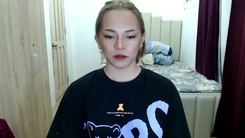 shawny online show from March 15, 3:56 am