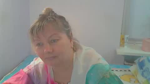 Snapshot of queen_jane8 chatting on November 23, 12:49 pm queen_jane8 online show from November 23, 12:49 pm