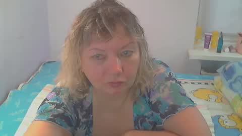 Snapshot of queen_jane8 chatting on November 26, 12:06 pm queen_jane8 online show from November 26, 12:06 pm