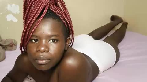 queen_latasha online show from June 6, 4:50 am