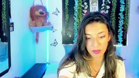 queen_natttyy online show from February 20, 3:34 pm