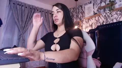 QueenNyx online show from June 26, 2:16 am