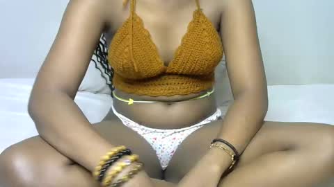 queen_polite online show from December 4, 8:56 am