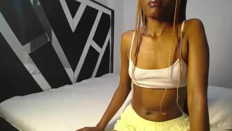 queen_sashavixen online show from April 24, 5:21 am