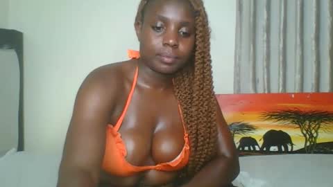 queen online show from April 14, 9:32 pm