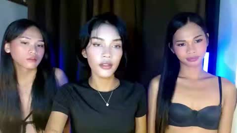 Snapshot of queena10 chatting on March 9, 8:29 am CALL ME YOUR QUEEN AIVY1 online show from March 9, 8:29 am