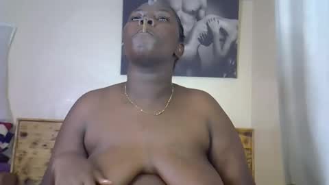 queenbeka online show from February 28, 3:18 am