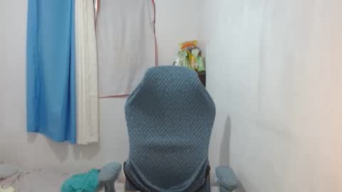 queen online show from January 13, 11:30 am