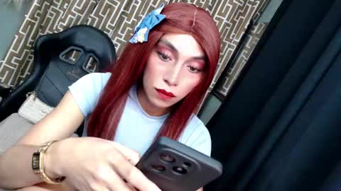 just call me QUEEN and ill be there online show from November 25, 5:46 pm