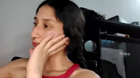 QUEENJEENN online show from November 5, 5:18 am