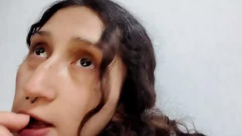 QUEENJEENN online show from July 21, 8:38 am