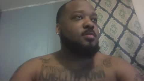 Snapshot of queenking55 chatting on February 24, 2:40 am Queen N King Fun Night online show from February 24, 2:40 am