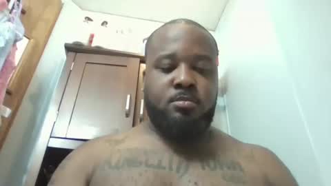 Snapshot of queenking55 chatting on September 19, 6:48 am Queen N King Fun Night online show from September 19, 6:48 am