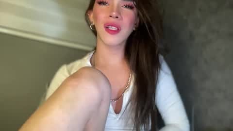 Snapshot of queenn_xxx chatting on November 27, 12:24 am QUEEN online show from November 27, 12:24 am