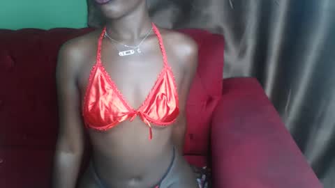 Snapshot of queennafisha chatting on October 4, 6:50 pm Nafie online show from October 4, 6:50 pm