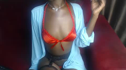 Snapshot of queennafisha chatting on October 11, 3:43 pm Nafie online show from October 11, 3:43 pm