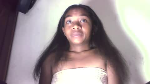 Snapshot of queennaya chatting on June 24, 3:11 pm queennaya online show from June 24, 3:11 pm