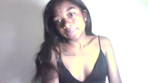Snapshot of queennaya chatting on July 6, 11:29 pm queennaya online show from July 6, 11:29 pm