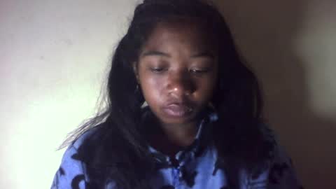 Snapshot of queennaya chatting on July 31, 12:04 pm queennaya online show from July 31, 12:04 pm