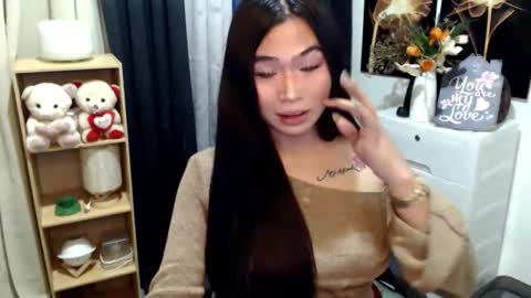 Mikka online show from April 18, 8:20 pm