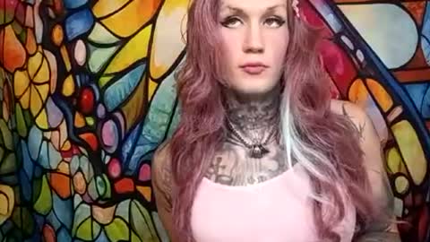 Snapshot of queenofdestruction chatting on July 24, 3:59 am queenofdestruction online show from July 24, 3:59 am