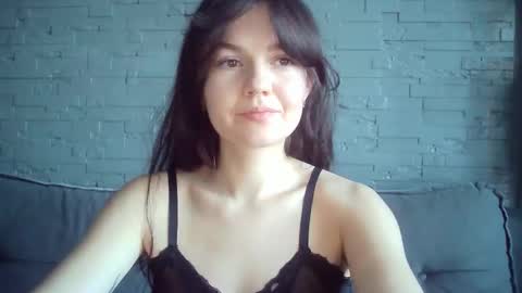 Snapshot of queenofmodels chatting on November 23, 1:11 pm QueenOfModels online show from November 23, 1:11 pm