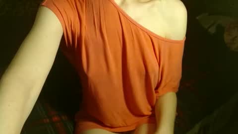 Snapshot of queenoftenderness chatting on March 7, 7:16 pm queenoftenderness online show from March 7, 7:16 pm