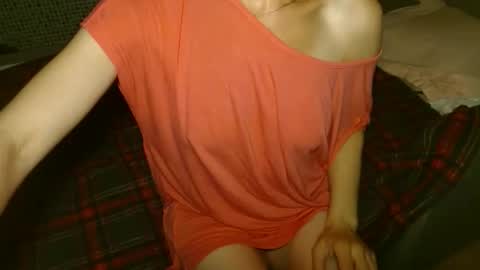 Snapshot of queenoftenderness chatting on September 8, 6:07 pm queenoftenderness online show from September 8, 6:07 pm