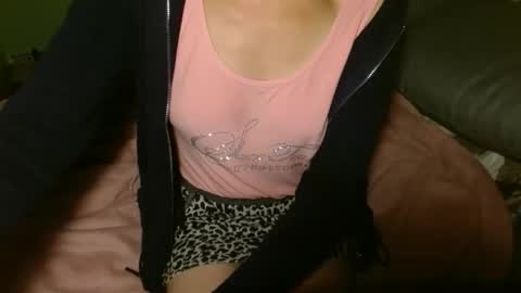 Snapshot of queenoftenderness chatting on September 30, 7:41 pm queenoftenderness online show from September 30, 7:41 pm