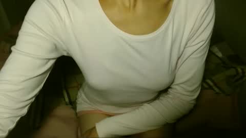 Snapshot of queenoftenderness chatting on October 7, 6:38 pm queenoftenderness online show from October 7, 6:38 pm