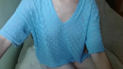 queenoftenderness online show from February 4, 12:00 pm