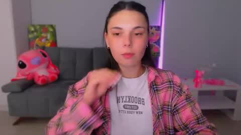 Snapshot of queenofthesense chatting on September 23, 5:27 pm Patricia online show from September 23, 5:27 pm