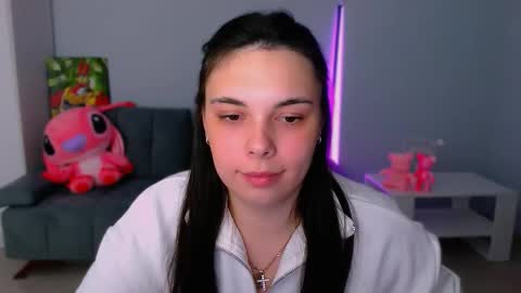 Snapshot of queenofthesense chatting on October 24, 5:53 pm Patricia online show from October 24, 5:53 pm