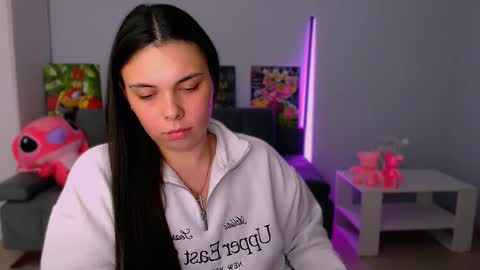 Snapshot of queenofthesense chatting on October 29, 6:42 pm Patricia online show from October 29, 6:42 pm