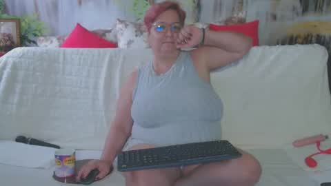 QueenPammy online show from February 2, 12:57 pm