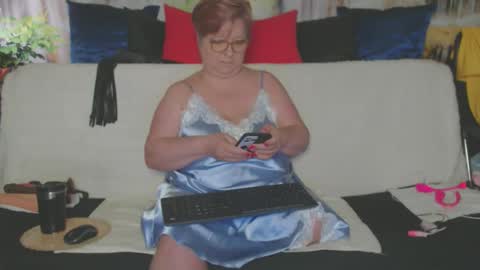 Snapshot of queenpammy chatting on May 18, 5:02 am QueenPammy online show from May 18, 5:02 am