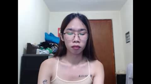 Snapshot of queenpaulaxx chatting on October 10, 2:10 am Paula watson online show from October 10, 2:10 am