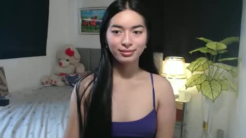 Snapshot of queenpinay69 chatting on October 4, 1:47 am QueenPinay69 online show from October 4, 1:47 am
