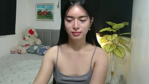 Snapshot of queenpinay69 chatting on October 6, 2:58 pm QueenPinay69 online show from October 6, 2:58 pm
